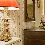 Luxury With Direct Trevi Fountain View Romantic