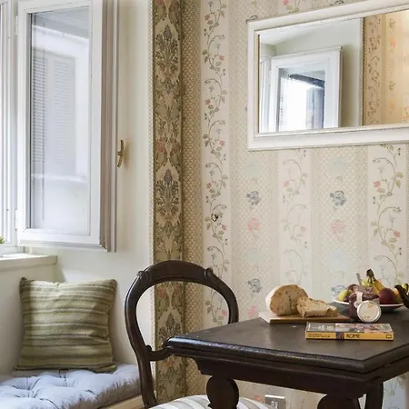 Luxury With Direct Trevi Fountain View Romantic * Róma