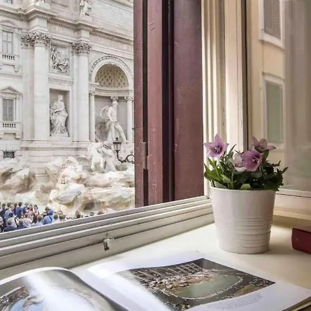 Luxury With Direct Trevi Fountain View Romantic * Róma