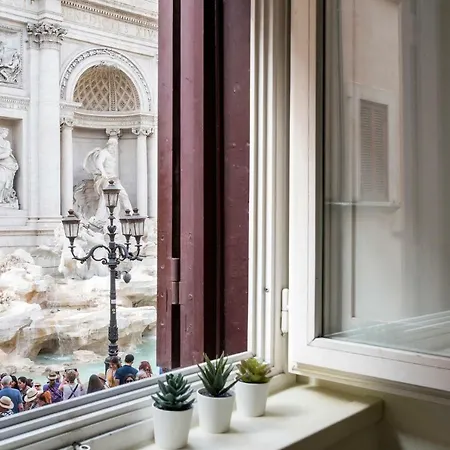 Luxury With Direct Trevi Fountain View Romantic Róma