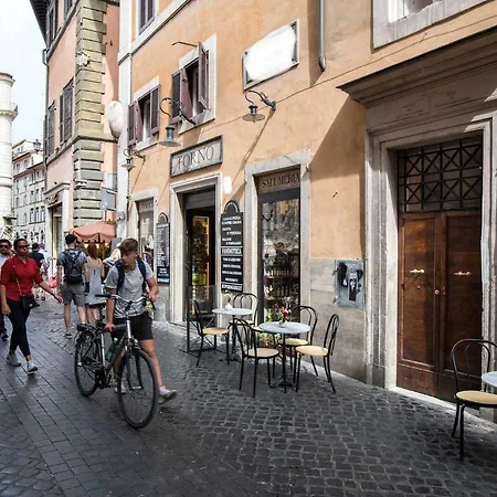 Apartment Trevinestrome - Exclusive Trevi Fountain View Rome