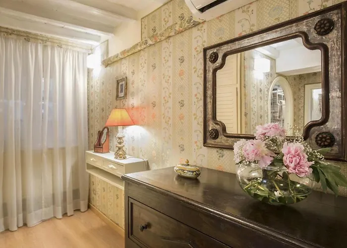 Appartement Fontana di Trevi -Appartamento con Vista mozzafiato sulla Fontana più famosa al mondo -Trevinestrome *