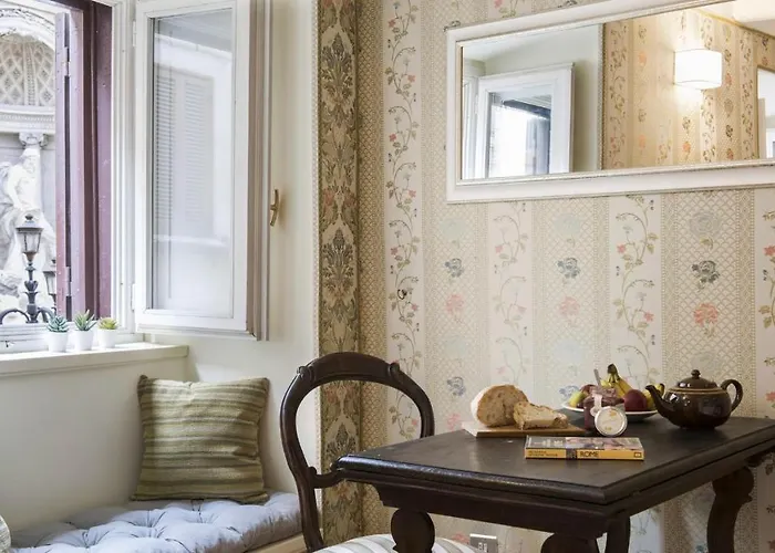 Panoramic Trevi Fountain View Luxury * Rzym