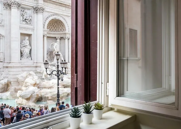 Panoramic Trevi Fountain View Luxury Rzym