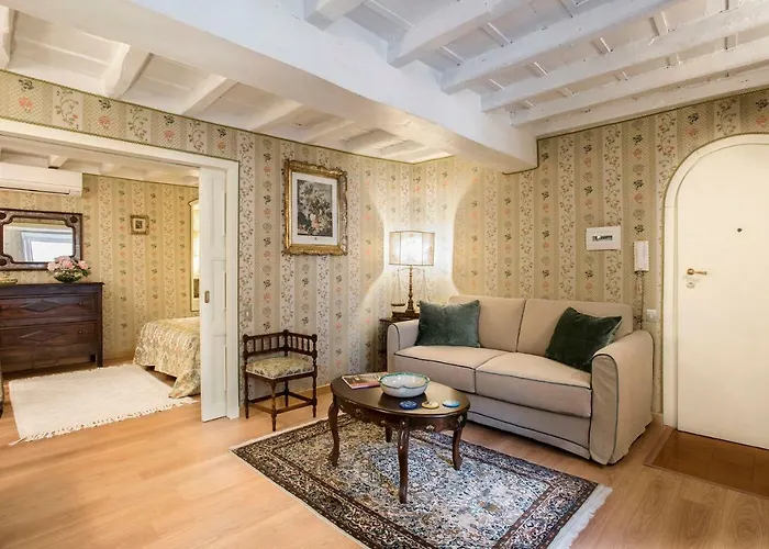 Panoramic Trevi Fountain View Luxury Rzym