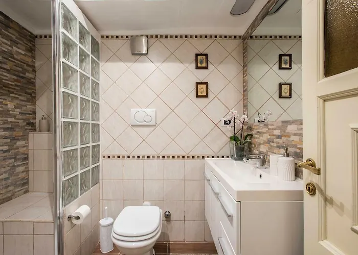 Panoramic Trevi Fountain View Luxury * Rzym