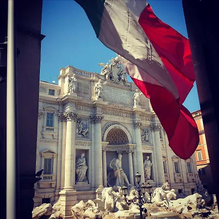 Luxury With Direct Trevi Fountain View Romantic Daire