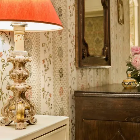 Luxury With Direct Trevi Fountain View Romantic