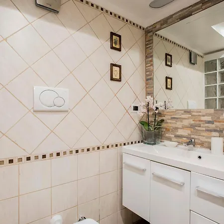 Luxury With Direct Trevi Fountain View Romantic *